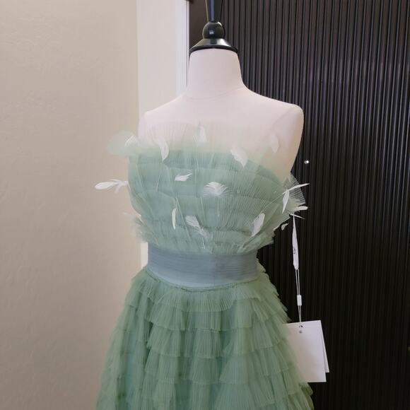 Mac Duggal 20530 Sage Green Feather Ruffle Strapless Ball Gown Dress Size 6 - Picture 7 of 14
